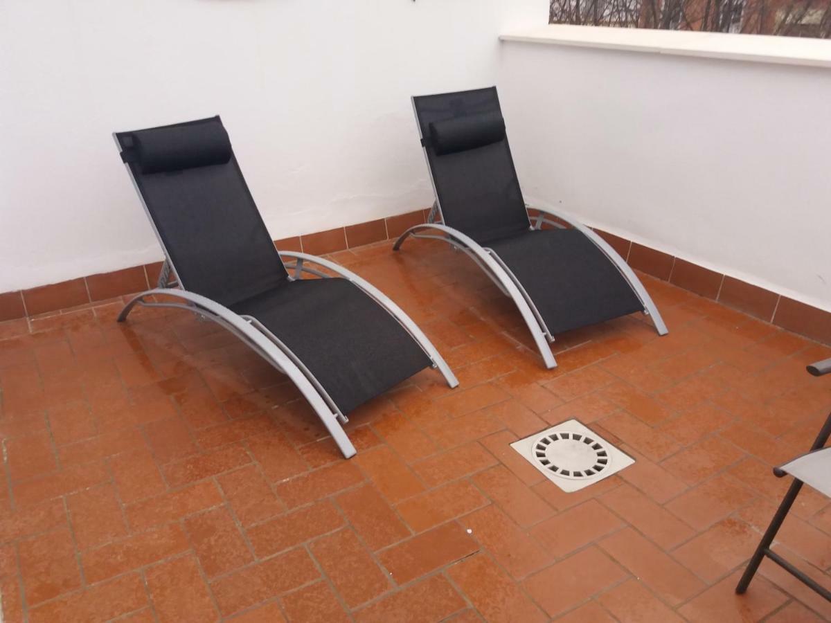 Atico Con Terraza En Alameda De Hercules Sevilla Kültér fotó