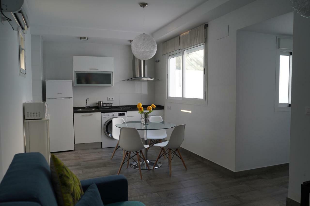 Atico Con Terraza En Alameda De Hercules Sevilla Kültér fotó