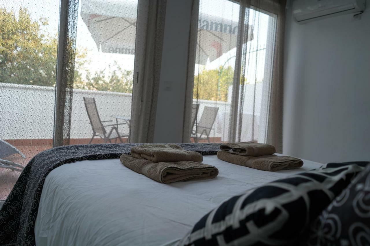 Atico Con Terraza En Alameda De Hercules Sevilla Kültér fotó