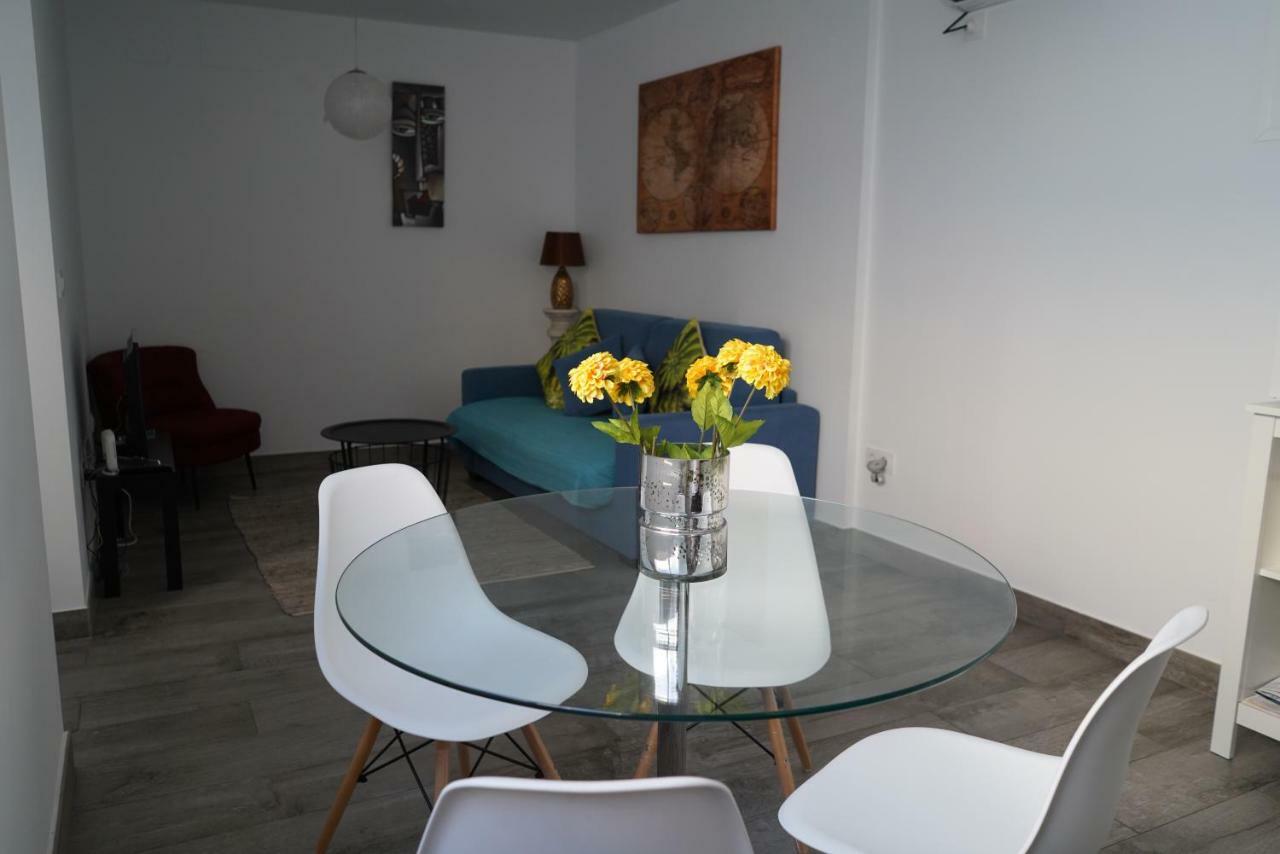 Atico Con Terraza En Alameda De Hercules Sevilla Kültér fotó